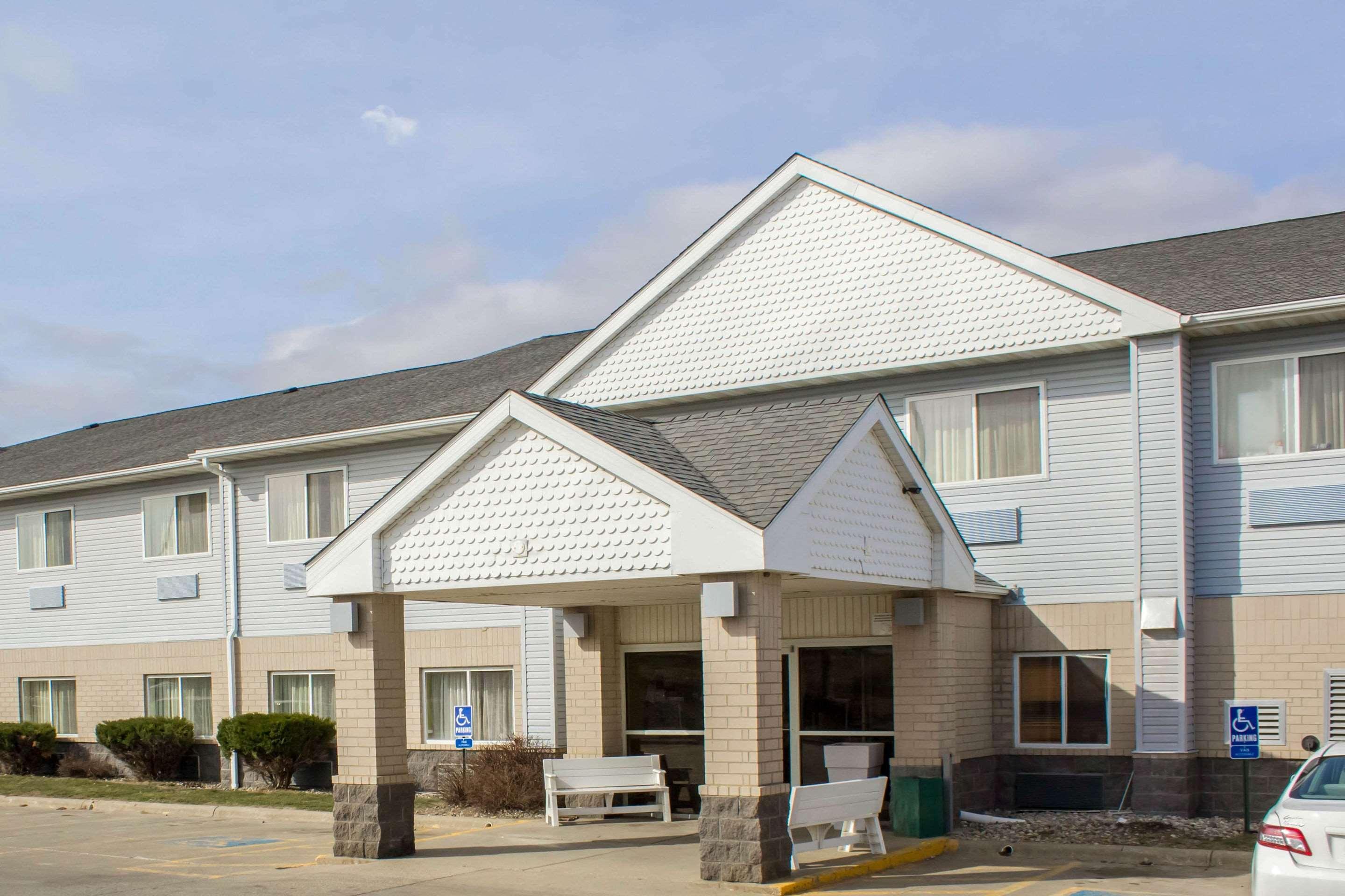 Quality Inn & Suites Sioux City Exterior photo
